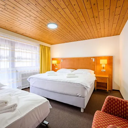 Gaestehaus Dorfschmiede شقة فندقية *