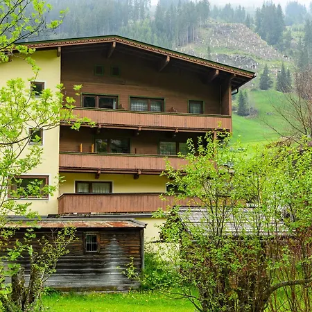 アパートホテル Gaestehaus Dorfschmiede