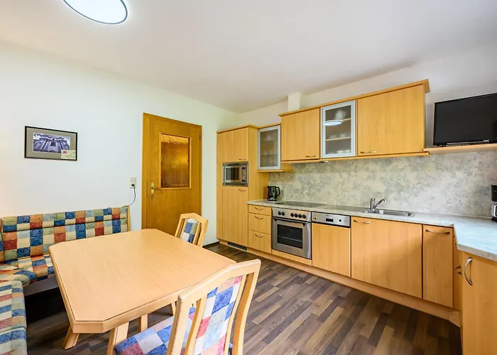 アパートホテル Gaestehaus Dorfschmiede 3*