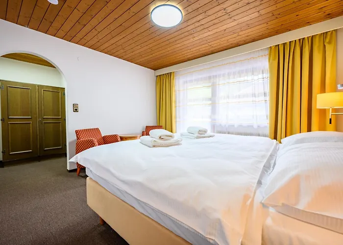 Gaestehaus Dorfschmiede Apart-hotel Tux