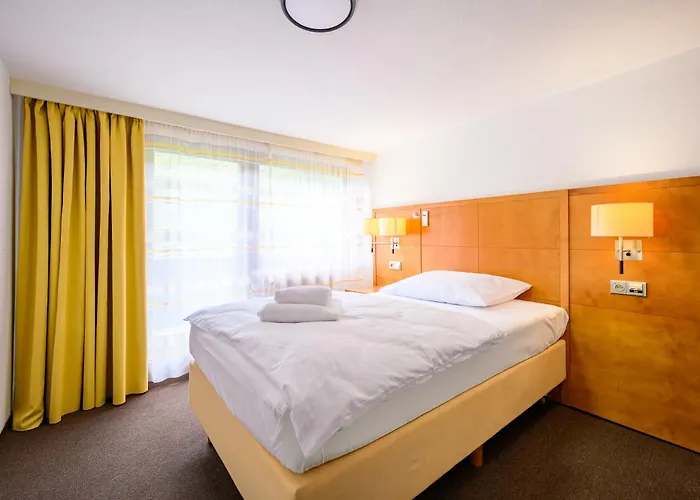 Gaestehaus Dorfschmiede 3*